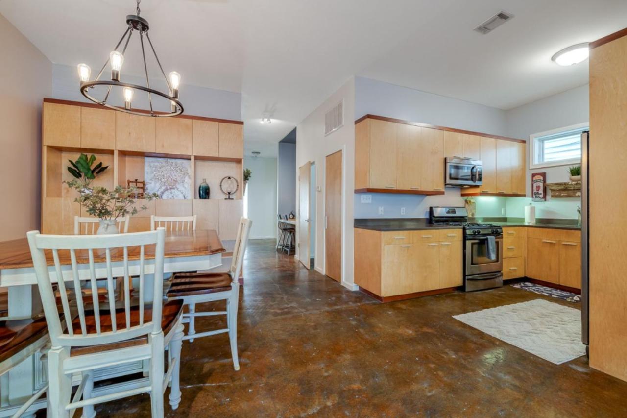 Southern Charmer-Historic District Downtown-Front Porch-Walk Score 90!!-Private Parking-1 Minute To Forsyth Park Саванна Экстерьер фото