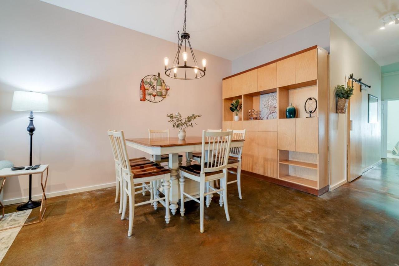 Southern Charmer-Historic District Downtown-Front Porch-Walk Score 90!!-Private Parking-1 Minute To Forsyth Park Саванна Экстерьер фото