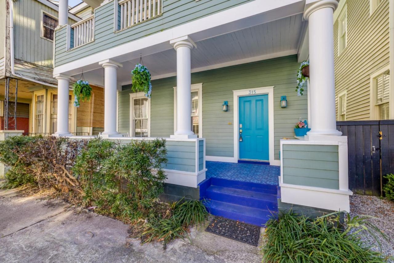 Southern Charmer-Historic District Downtown-Front Porch-Walk Score 90!!-Private Parking-1 Minute To Forsyth Park Саванна Экстерьер фото